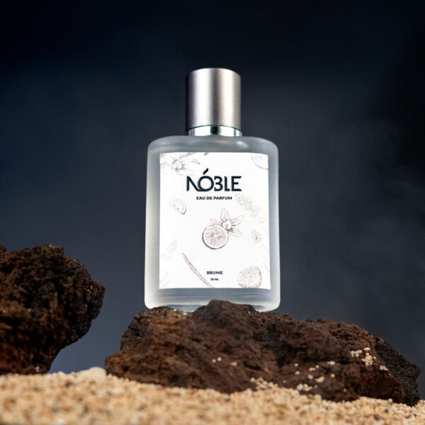 NobleParfumeBrume-8-ezgif.com-resize